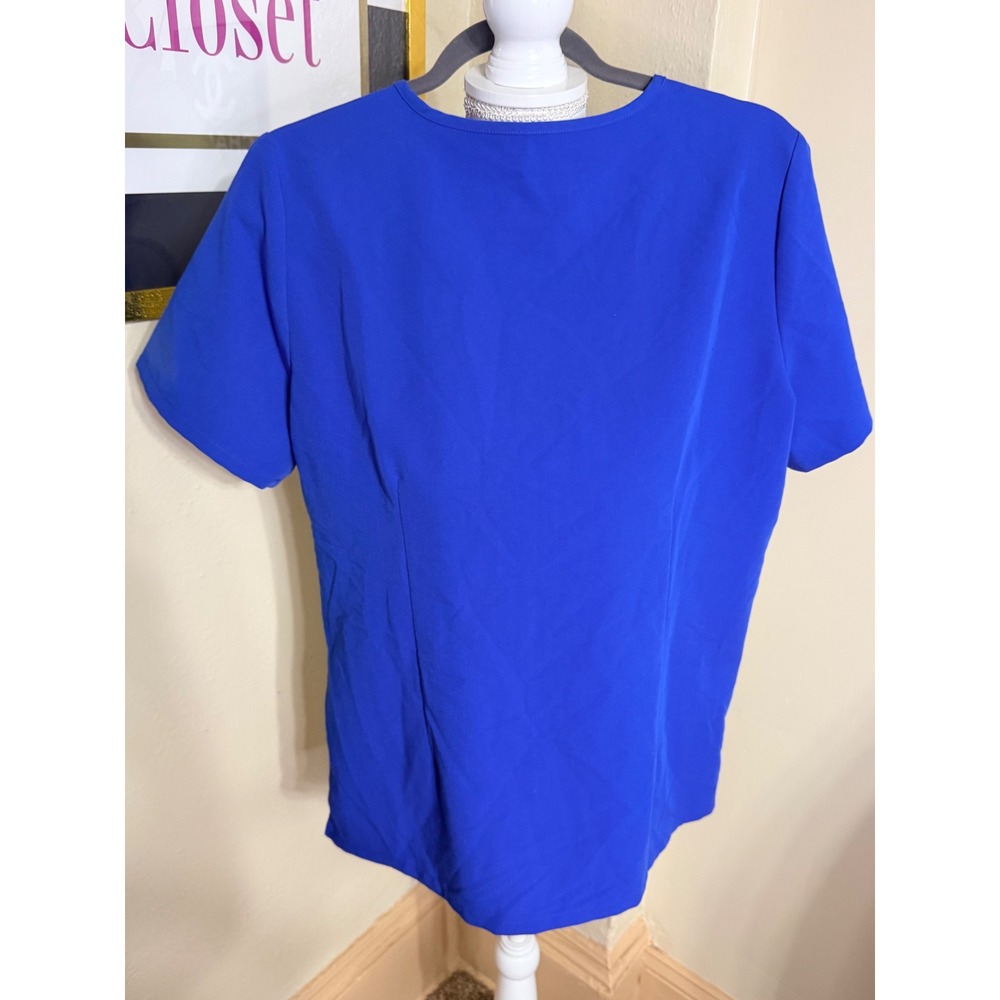 FIGS Casma Scrub Top Royal Blue V-Neck Technical Collection Large L - Picture 2 of 3